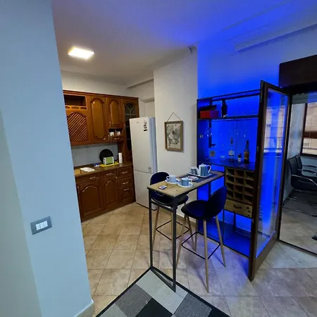 Lita House - 2 Bedroom Tirana