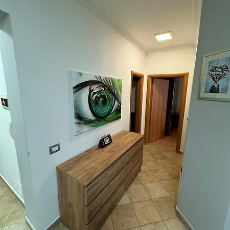 Lita House - 2 Bedroom * ティラナ