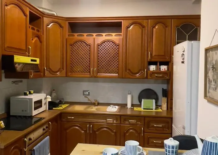 Lita House - 2 Bedroom Apartman
